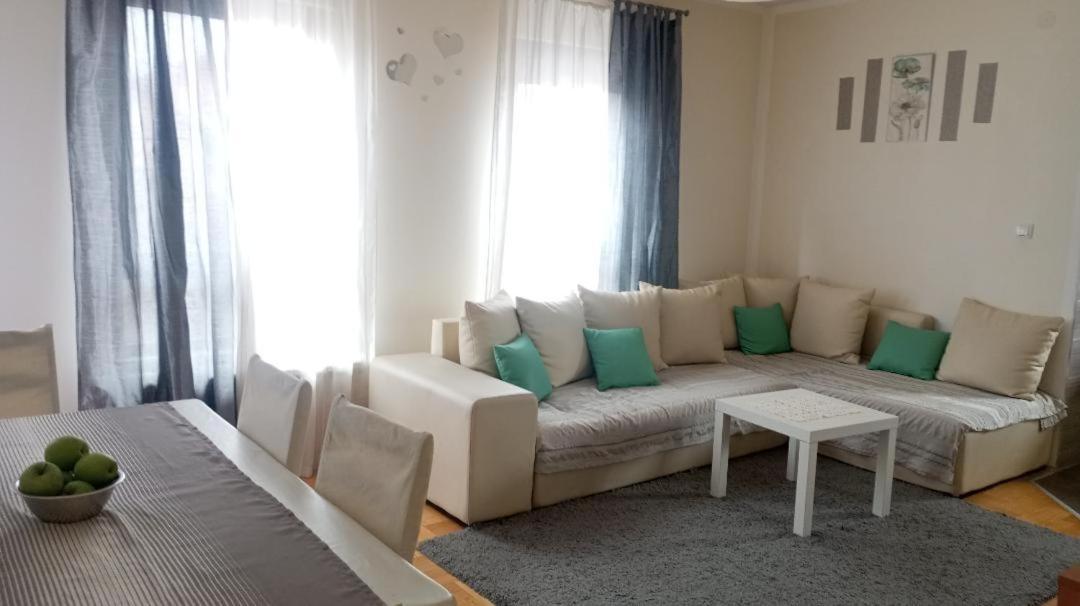 Apartman Gana Altina Lux Beograd Ngoại thất bức ảnh